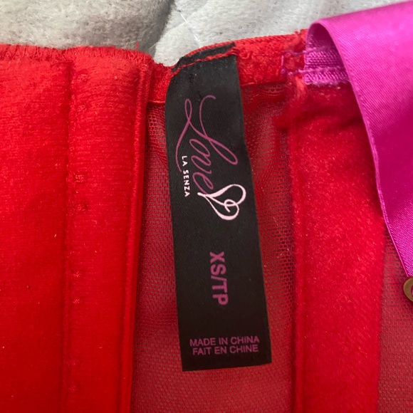 Corset top - Picture 4 of 4